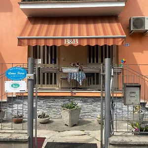 ** Oda ve Kahvaltı Anna Fiera İtalya