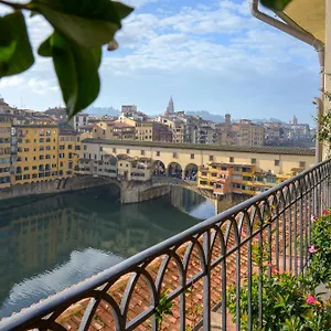 **** Otel Degli Orafi İtalya