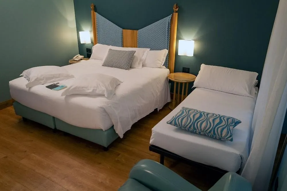 ****  Hotel Spadari Al Duomo Milan Italy